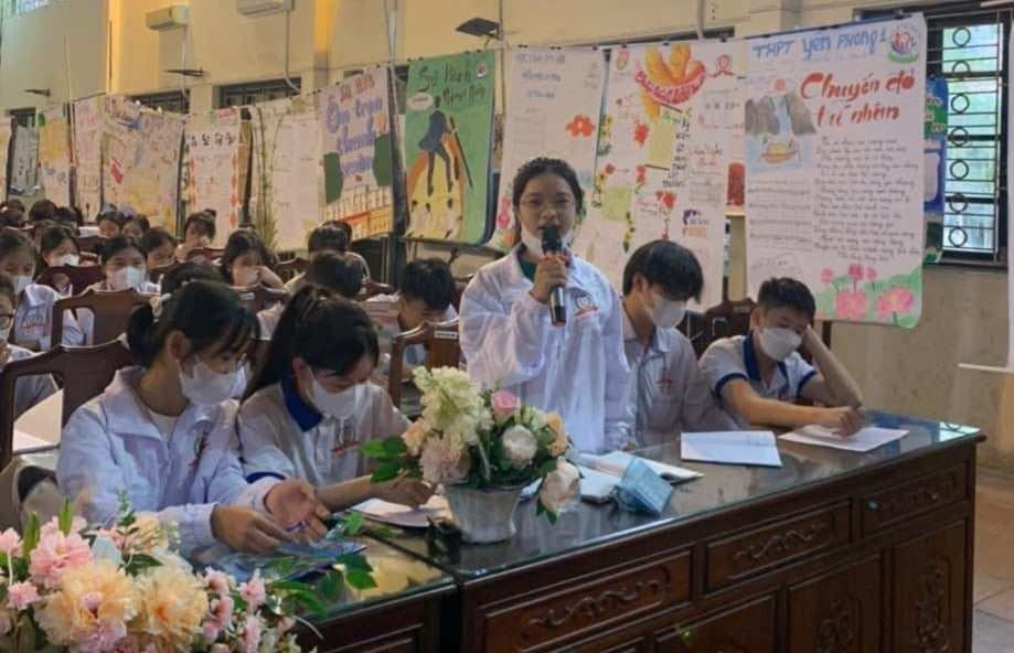 Bộ trưởng Nguyễn Mạnh Hùng: "Muốn học tốt thì hãy hỏi nhiều hơn"- Ảnh 3.