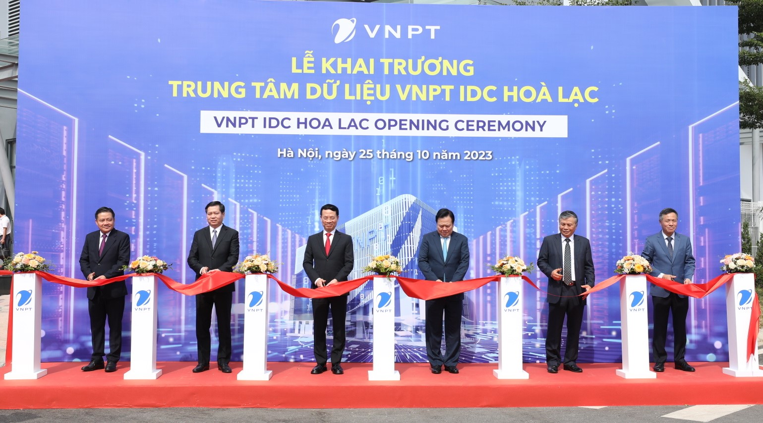 Khai trương trung tâm dữ liệu VNPT IDC có quy mô lớn nhất Việt Nam- Ảnh 1.