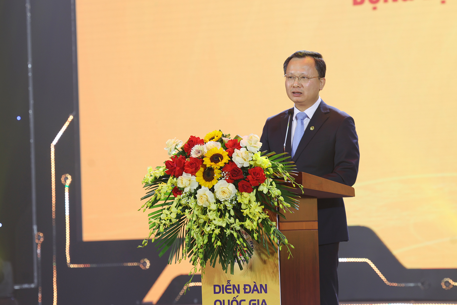 Khai mạc Diễn đàn quốc gia phát triển doanh nghiệp công nghệ số Việt Nam - Make in Viet Nam 2023- Ảnh 6.