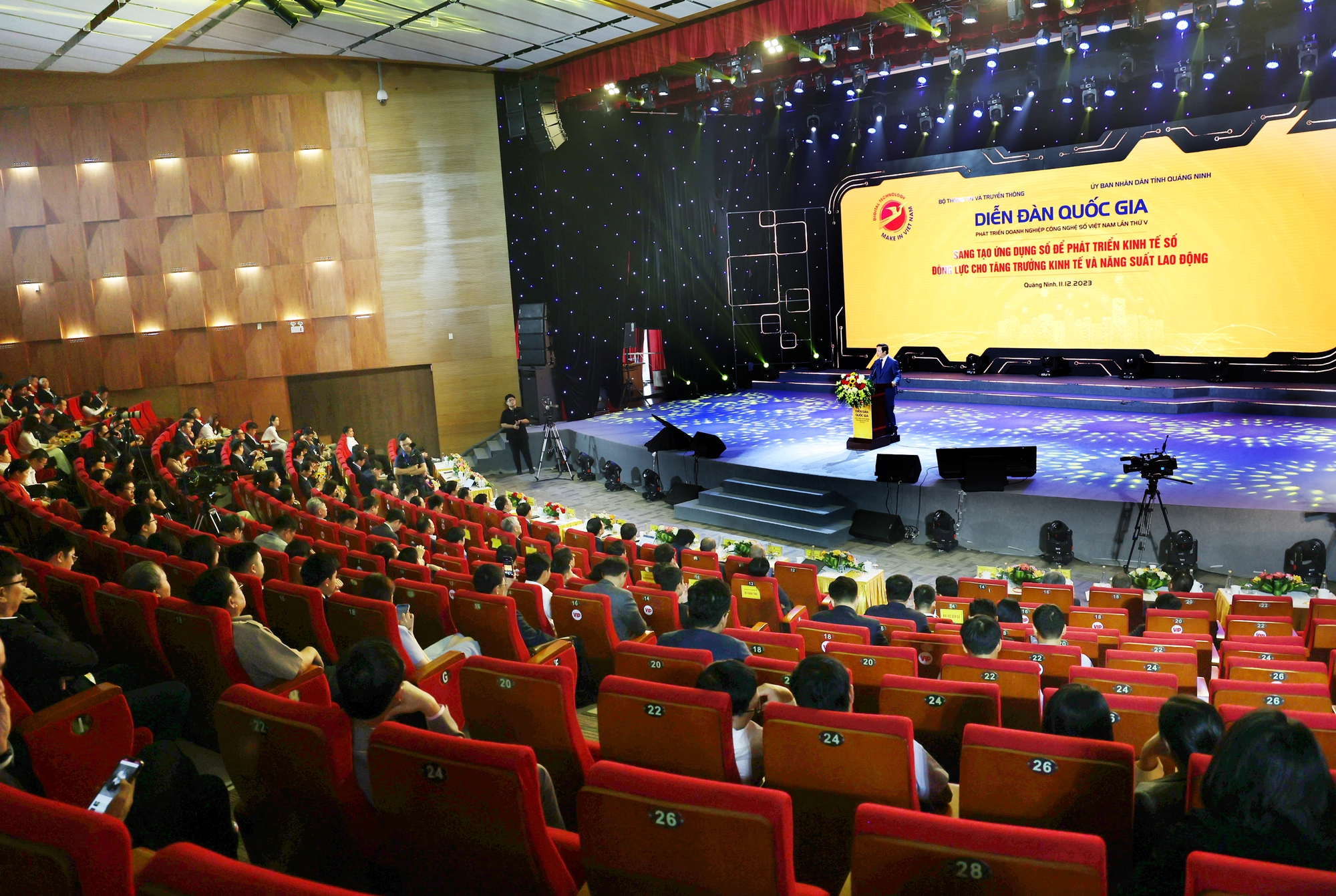 Khai mạc Diễn đàn quốc gia phát triển doanh nghiệp công nghệ số Việt Nam - Make in Viet Nam 2023- Ảnh 2.