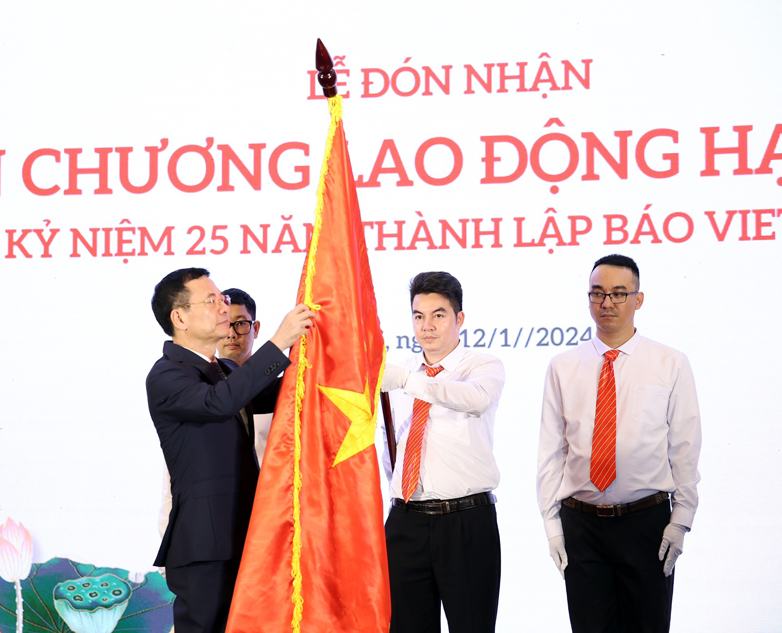 Báo VietNamNet đón nhận Huân chương Lao động hạng Nhất- Ảnh 3.