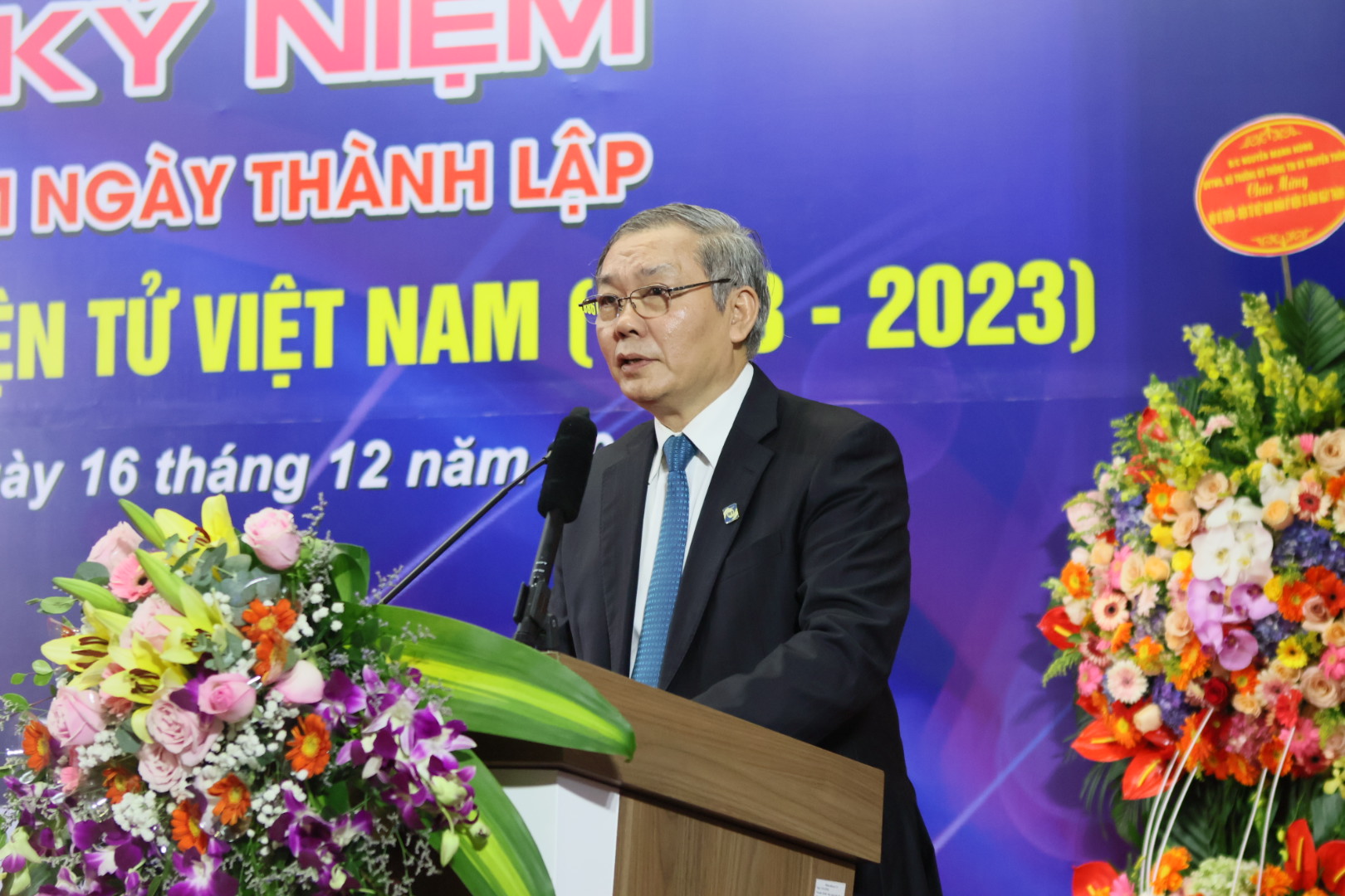Nguyên Thứ trưởng Bộ TT&TT Trần Đức Lai giữ vị trí Chủ tịch Hội Vô tuyến Điện tử Việt Nam nhiệm kỳ VIII.- Ảnh 1.