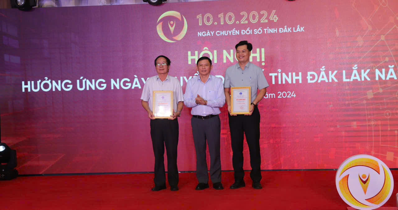 Đắk Lắk hướng ứng ngày chuyển đổi số năm 2024 - Ảnh 3.