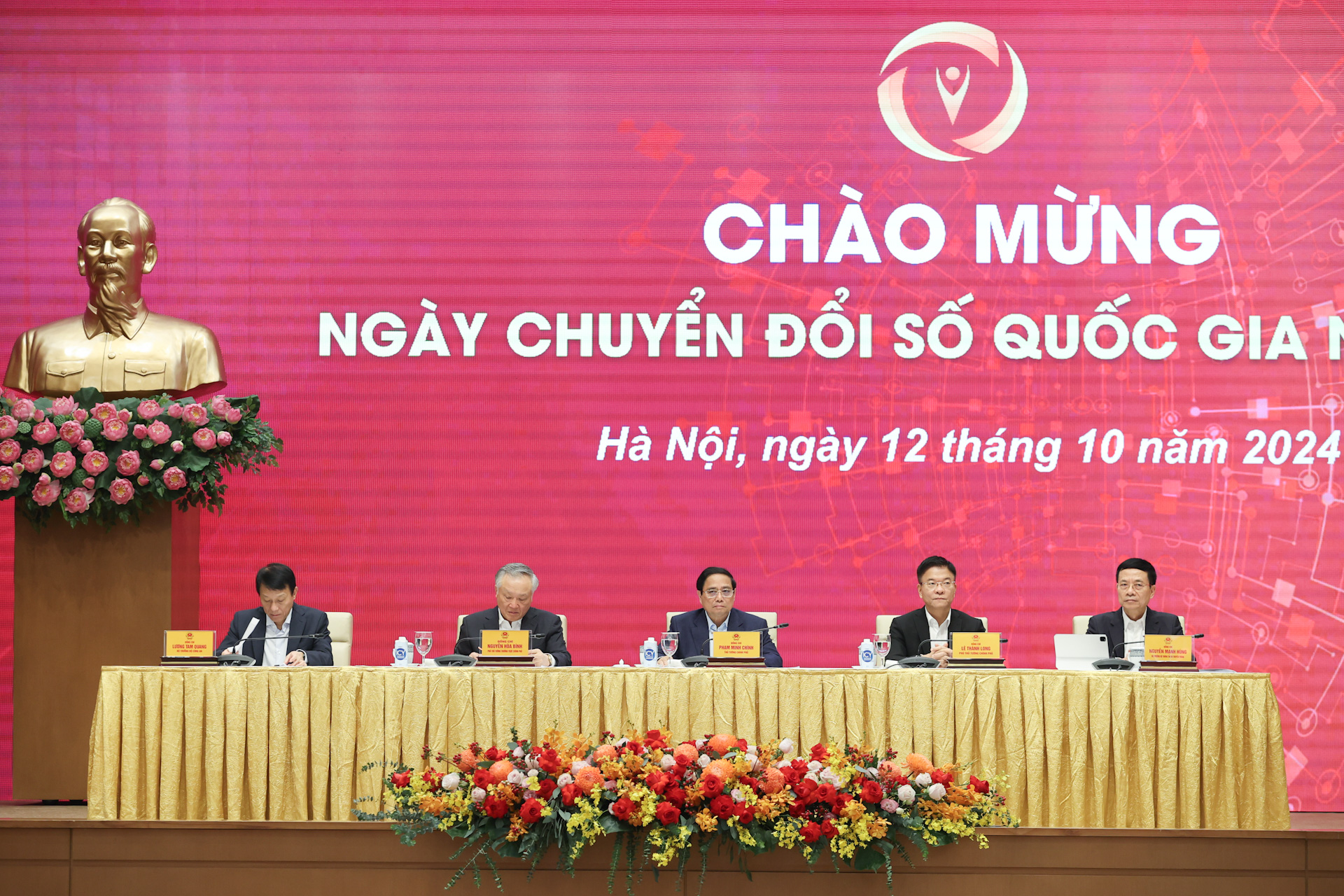 Chương trình chào mừng Ngày Chuyển đổi số quốc gia năm 2024 - Ảnh 2.