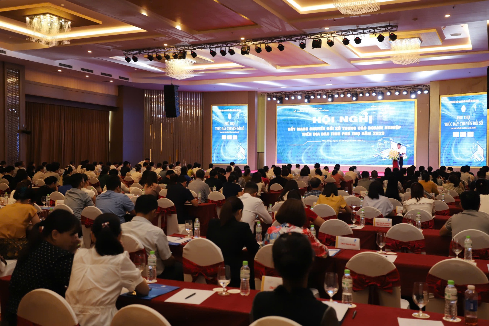X&acirc;y dựng Ch&iacute;nh quyền số, hiện đại h&oacute;a h&agrave;nh ch&iacute;nh - Ảnh 2.