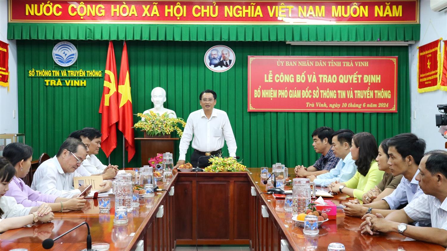 Bà Phạm Thị Mỹ Hạnh giữ chức Phó Giám đốc Sở Thông tin và Truyền thông Trà Vinh- Ảnh 2.