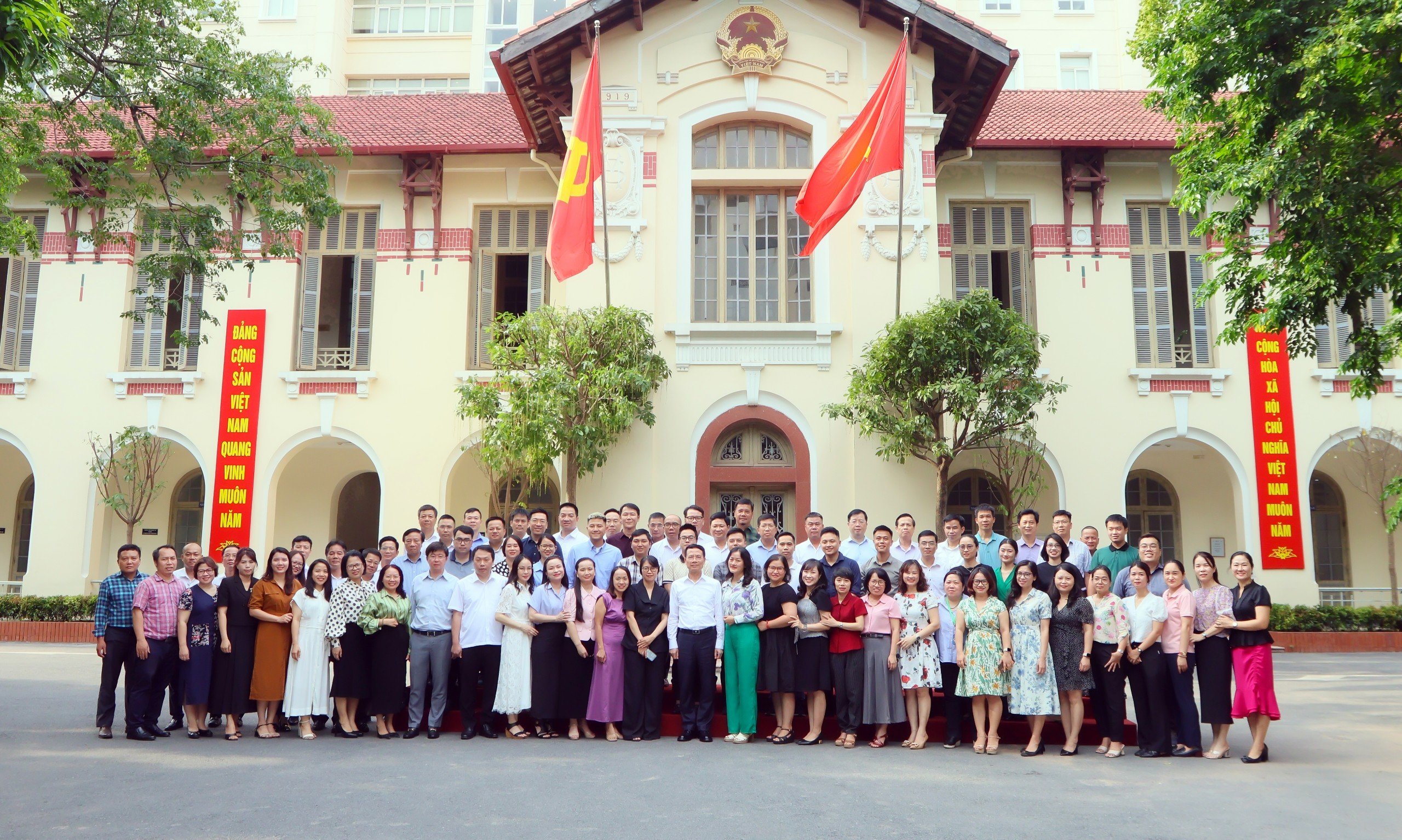 Gặp mặt phóng viên báo chí theo dõi ngành TT&TT- Ảnh 5. Gặp mặt phóng viên báo chí theo dõi ngành TT&TT- Ảnh 5.