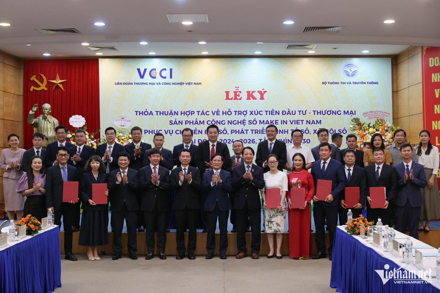 One million businesses to drive digital transformation market in Vietnam- Ảnh 3.