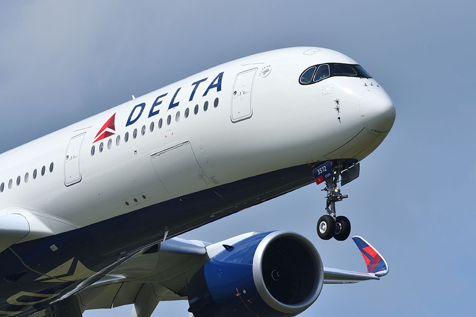 Delta Air Lines Nhấn Mạnh Năng Lực Phi Công Sau Sự Cố Hạ Cánh Tại Toronto