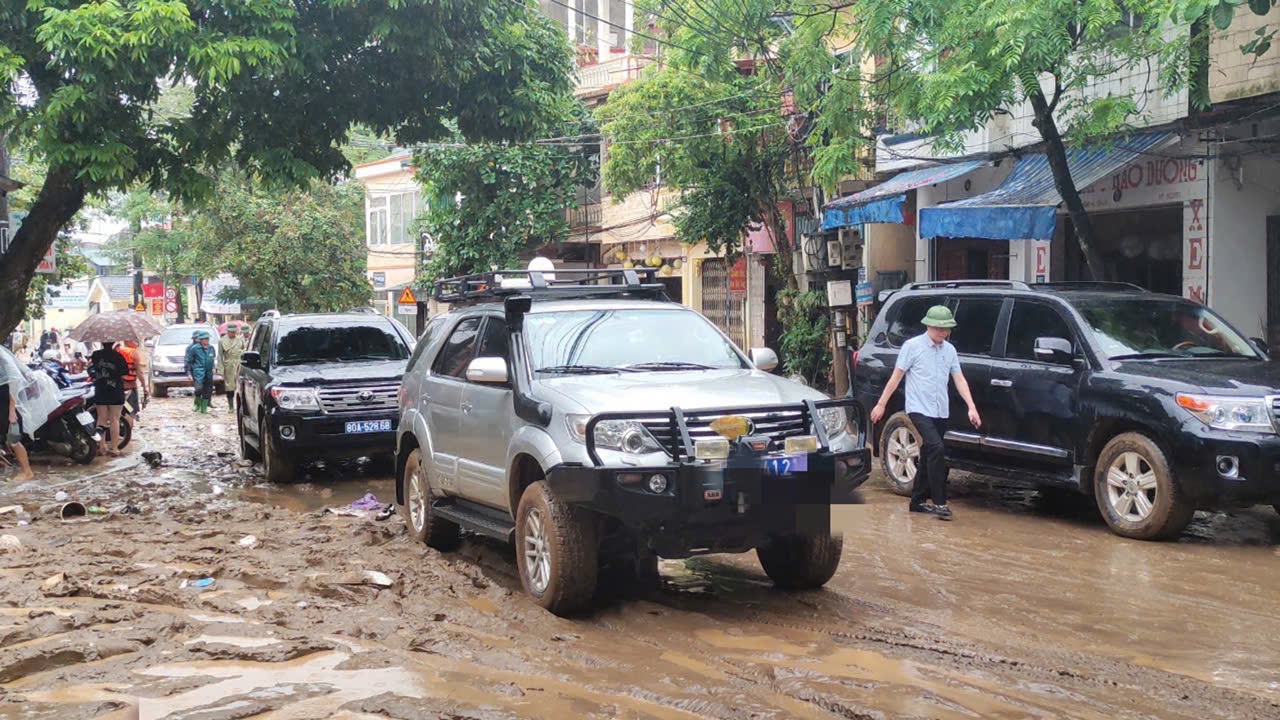 Đảm bảo thông tin liên lạc phục vụ chỉ đạo diều hành phòng chống bão Yagi của Lãnh đạo Đảng Nhà nước   - Ảnh 4.