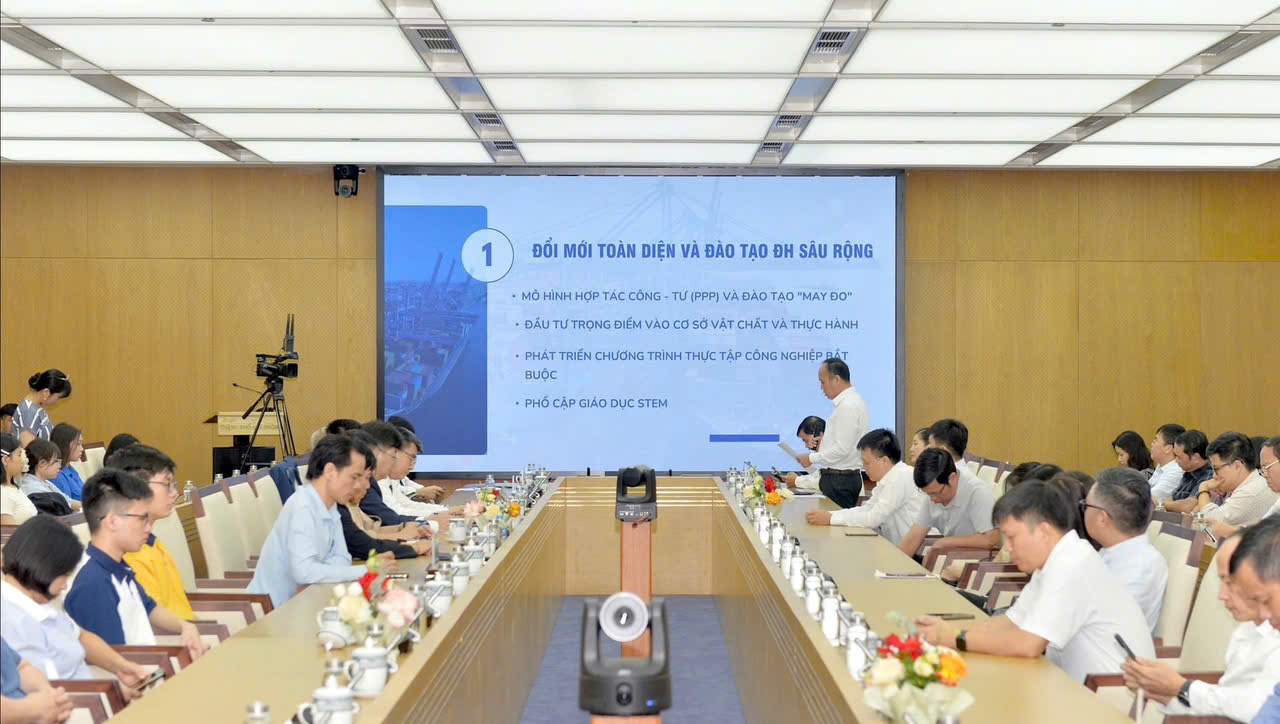 Hải Phòng hướng tới trung tâm nhân lực chất lượng cao ngành điện tử và bán dẫn- Ảnh 1.