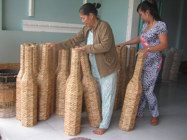 Ứng dụng khoa học, công nghệ: Chìa khóa mở lối thoát nghèo cho nông dân Vĩnh Long- Ảnh 1. Ứng dụng khoa học, công nghệ: Chìa khóa mở lối thoát nghèo cho nông dân Vĩnh Long- Ảnh 1.