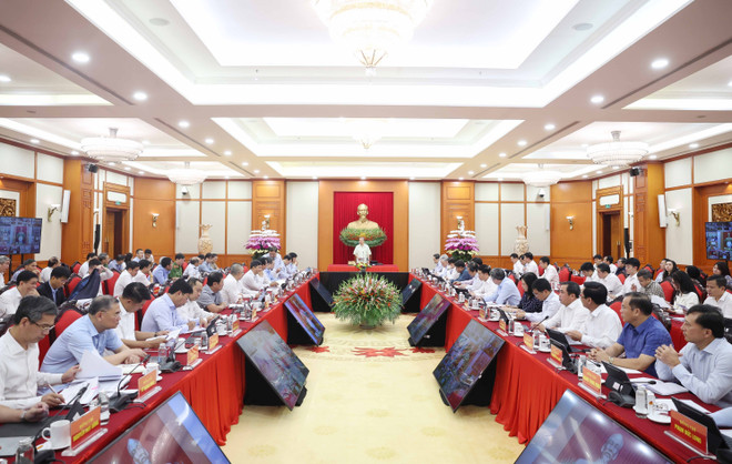 Party chief orders removal of institutional bottlenecks in implementing Resolution 57 - Ảnh 2.