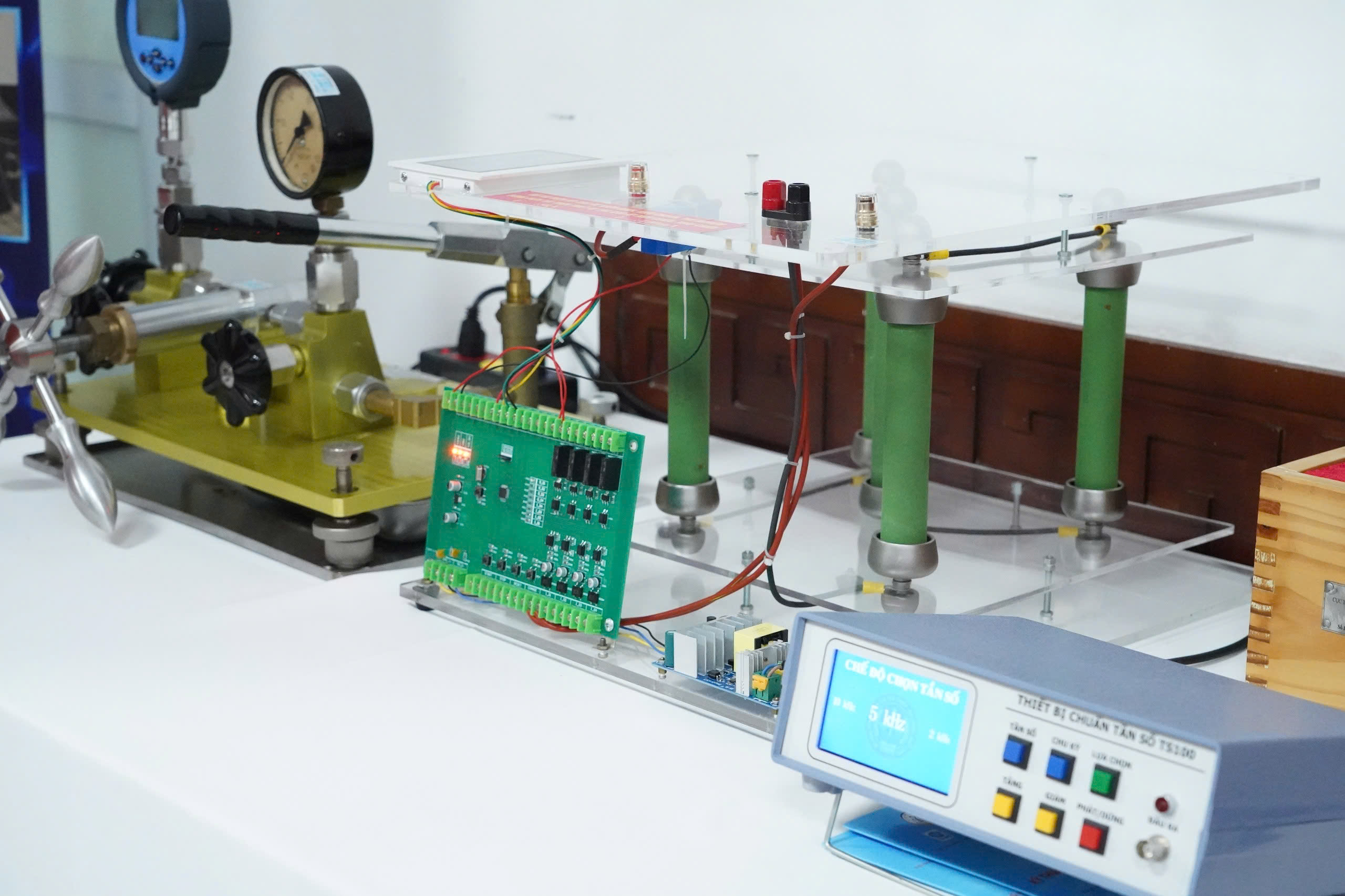 Nhiều sản phẩm đo lường nổi bật tại Hội nghị khoa học kỹ thuật đo lường to&agrave;n quốc lần thứ VIII - Ảnh 4.