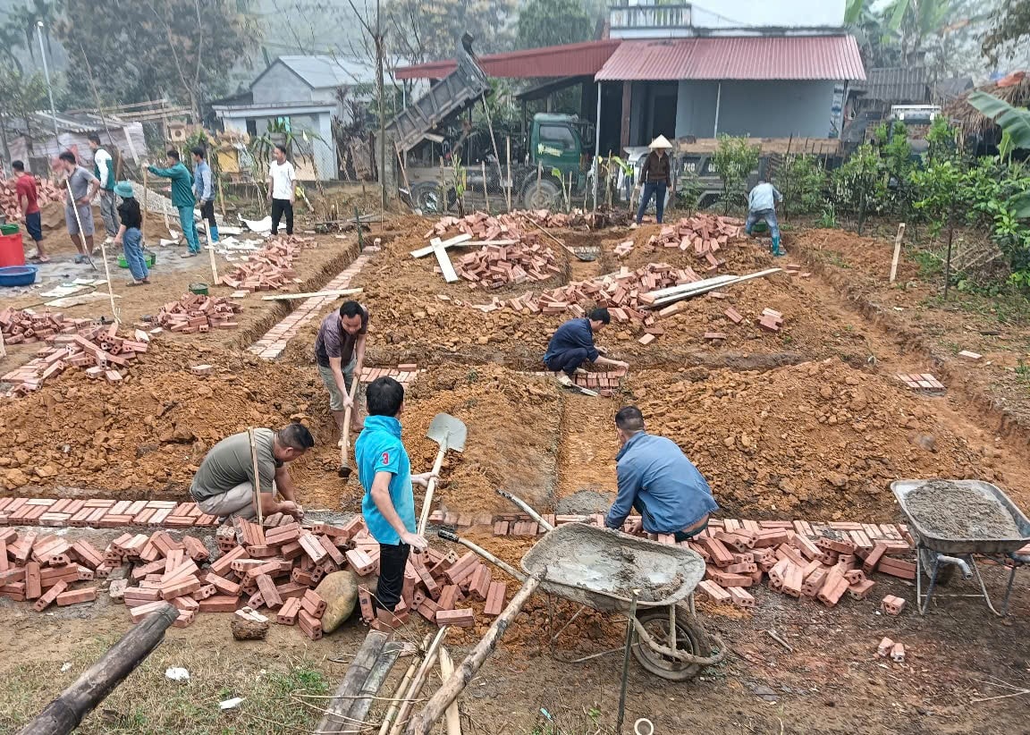 Phú Thọ: Huy động 70.000 tỷ đồng, quyết tâm đưa tỷ lệ hộ nghèo xuống dưới 3%- Ảnh 1. Phú Thọ: Huy động 70.000 tỷ đồng, quyết tâm đưa tỷ lệ hộ nghèo xuống dưới 3%- Ảnh 1.