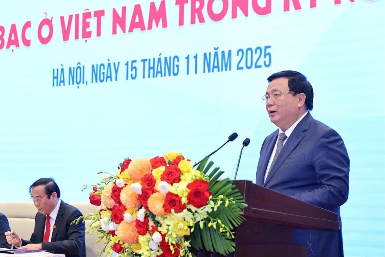 « L'économie de l'argent au Vietnam à l'ère nouvelle » - Photo 2.