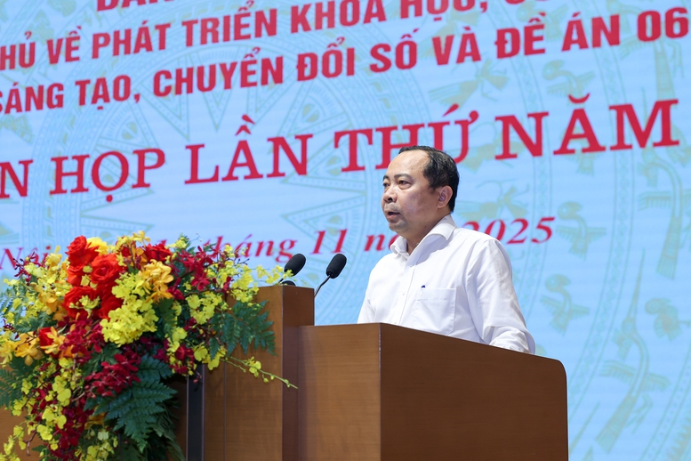 Bứt tốc chuyển đổi số quốc gia: Doanh nghiệp công nghệ số tăng trưởng mạnh, hạ tầng 5G mở rộng chưa từng có- Ảnh 2. Bứt tốc chuyển đổi số quốc gia: Doanh nghiệp công nghệ số tăng trưởng mạnh, hạ tầng 5G mở rộng chưa từng có- Ảnh 2.