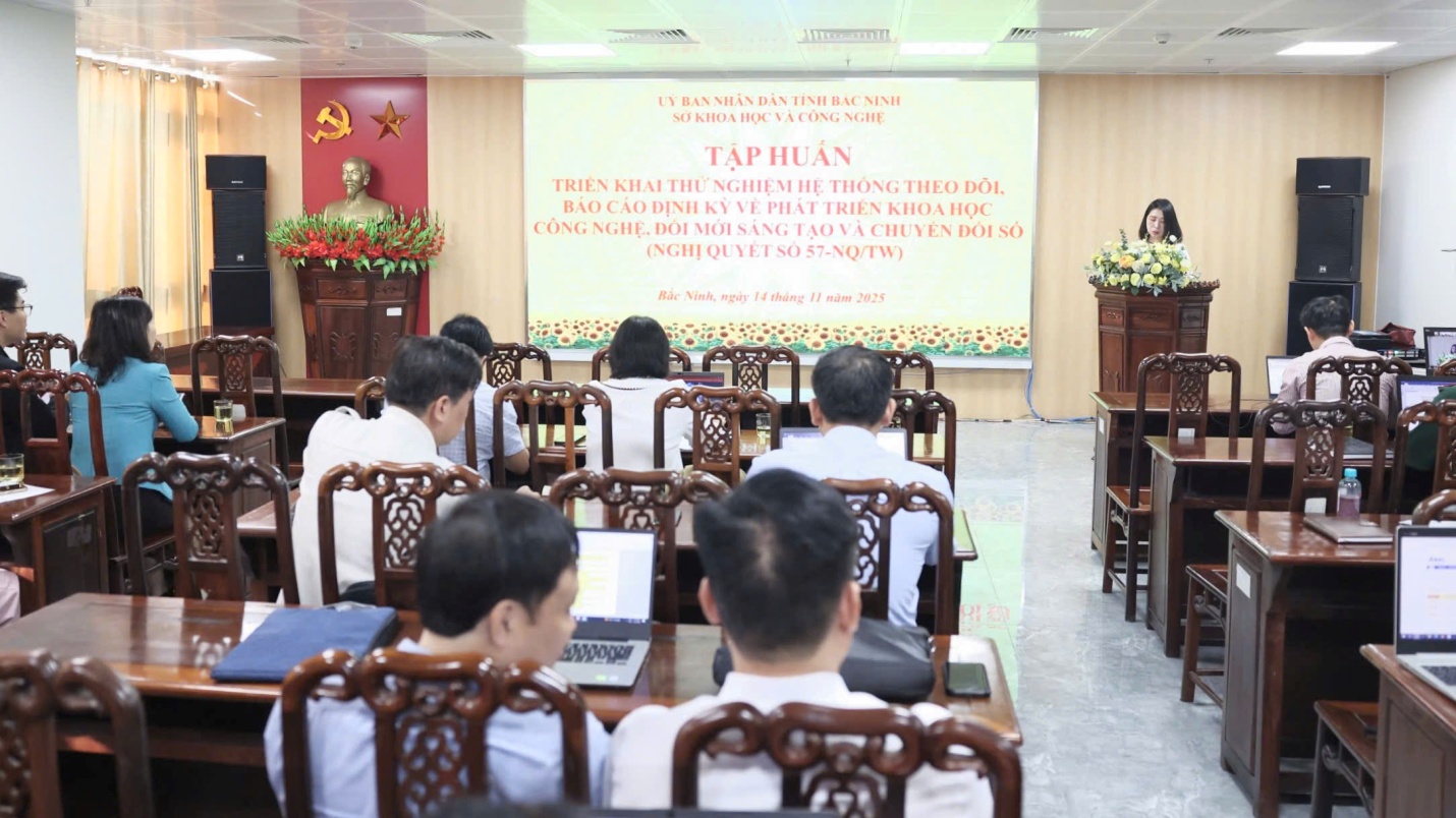 Bắc Ninh tập huấn triển khai thử nghiệm Hệ thống theo dõi Nghị quyết 57- Ảnh 2. Bắc Ninh tập huấn triển khai thử nghiệm Hệ thống theo dõi Nghị quyết 57- Ảnh 2.