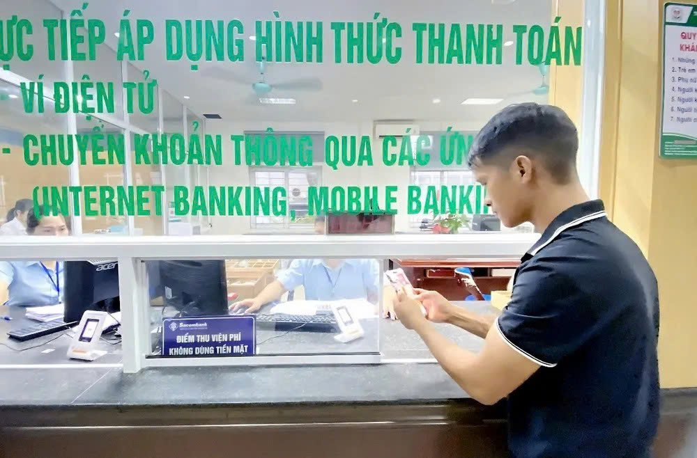 Phú Thọ huy động nguồn lực tư nhân cho các dự án số trọng điểm - Ảnh 1.