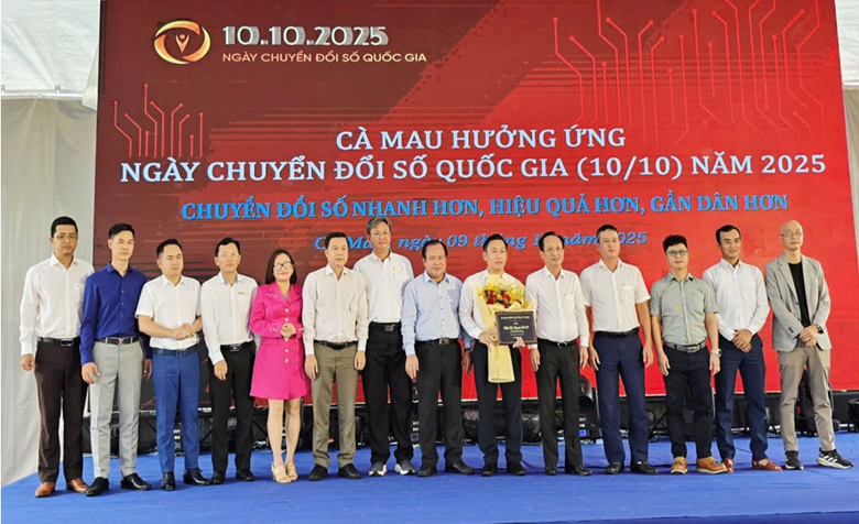 Cà Mau: Đồng bộ chuyển đổi số theo Kế hoạch 02-KH/BCĐTW, kiến tạo mô hình phát triển mới cho cực Nam Tổ quốc- Ảnh 2.