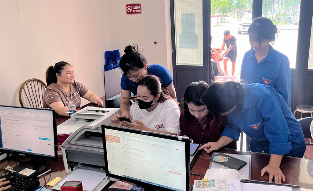 Phú Thọ tăng tốc số hóa, tạo “cú hích” từ Nghị quyết 57 - Ảnh 1.