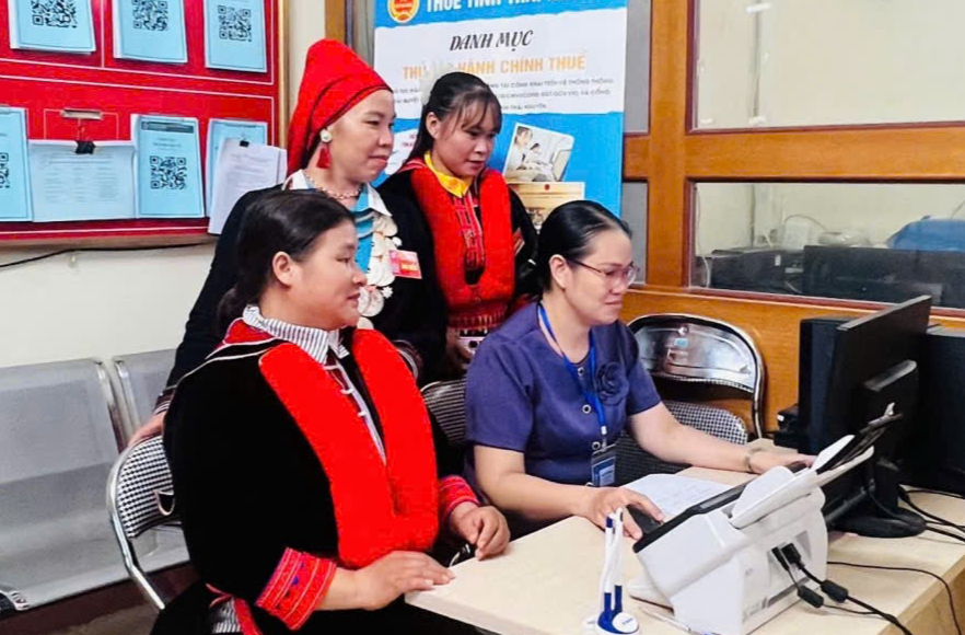 Phong Quang (Thái Nguyên): Xóa "vùng lõm" thông tin, mở đường cho sinh kế số - Ảnh 1.