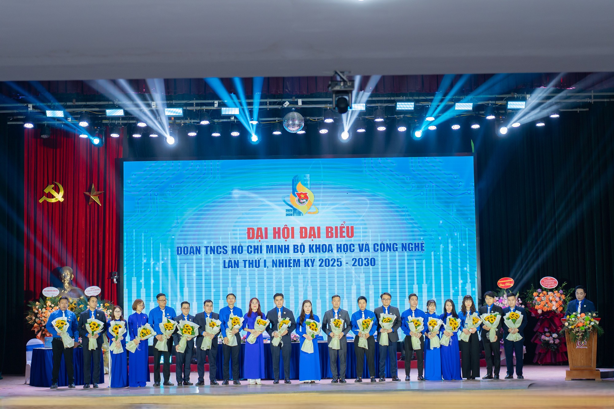 Kongres Pertama Kesatuan Belia Komunis Ho Chi Minh Kementerian Sains dan Teknologi: Aspirasi belia, merintis inovasi, menerajui masa depan sains dan teknologi - Foto 6. Đại hội Đại biểu Đoàn TNCS Hồ Chí Minh Bộ KH&CN lần thứ I: Khát vọng tuổi trẻ, tiên phong đổi mới, dẫn dắt tương lai KH&CN- Ảnh 6.