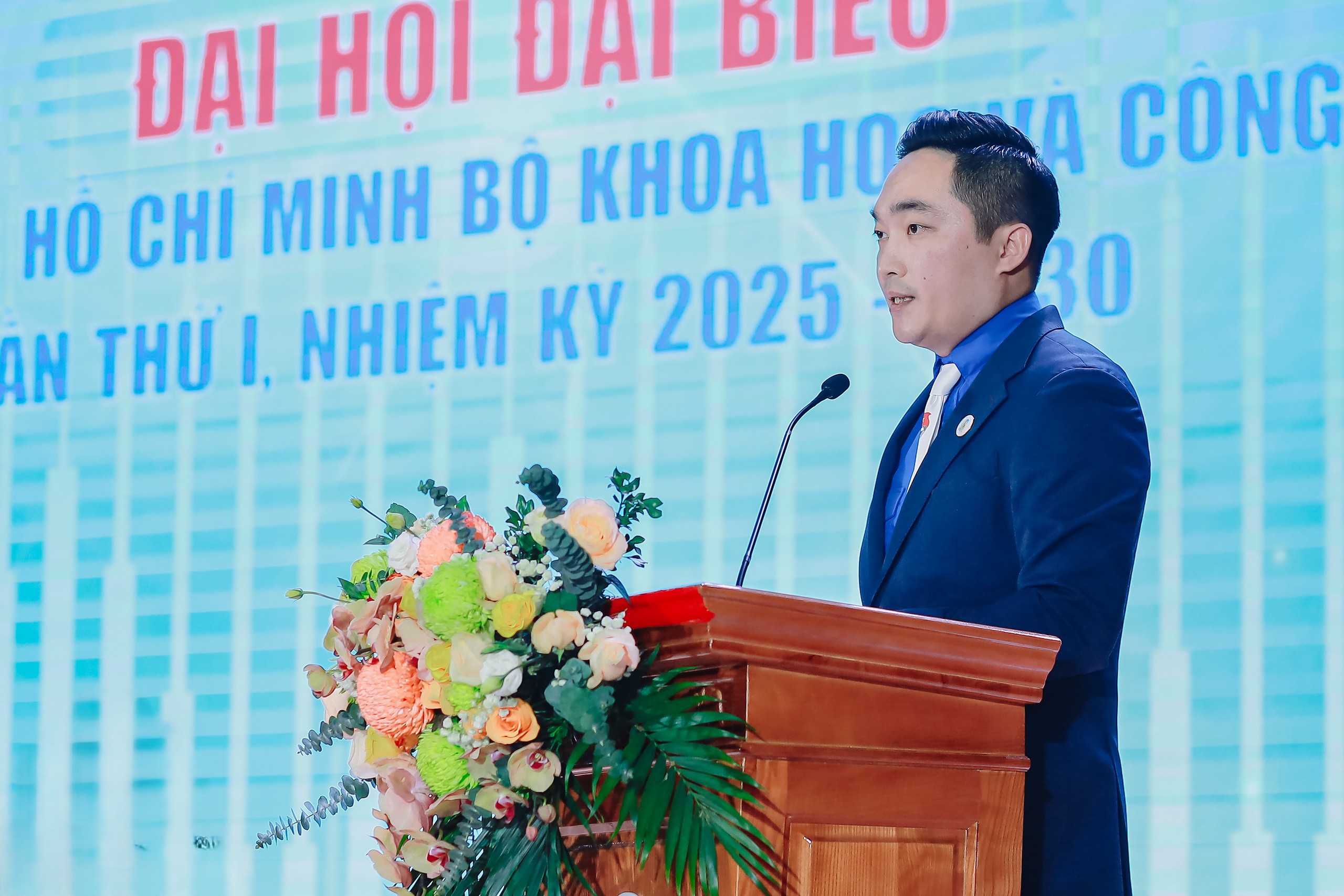 Kongres Pertama Kesatuan Belia Komunis Ho Chi Minh Kementerian Sains dan Teknologi: Aspirasi belia, merintis inovasi, menerajui masa depan sains dan teknologi - Foto 2. Đại hội Đại biểu Đoàn TNCS Hồ Chí Minh Bộ KH&CN lần thứ I: Khát vọng tuổi trẻ, tiên phong đổi mới, dẫn dắt tương lai KH&CN- Ảnh 2.