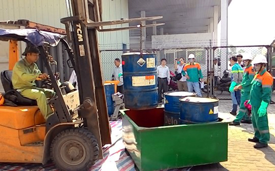 כיוון חדש לקראת המטרה של סילוק פסולת מסוכנת - תמונה 2. Hướng đi mới cho mục tiêu loại bỏ chất thải nguy hại- Ảnh 2.