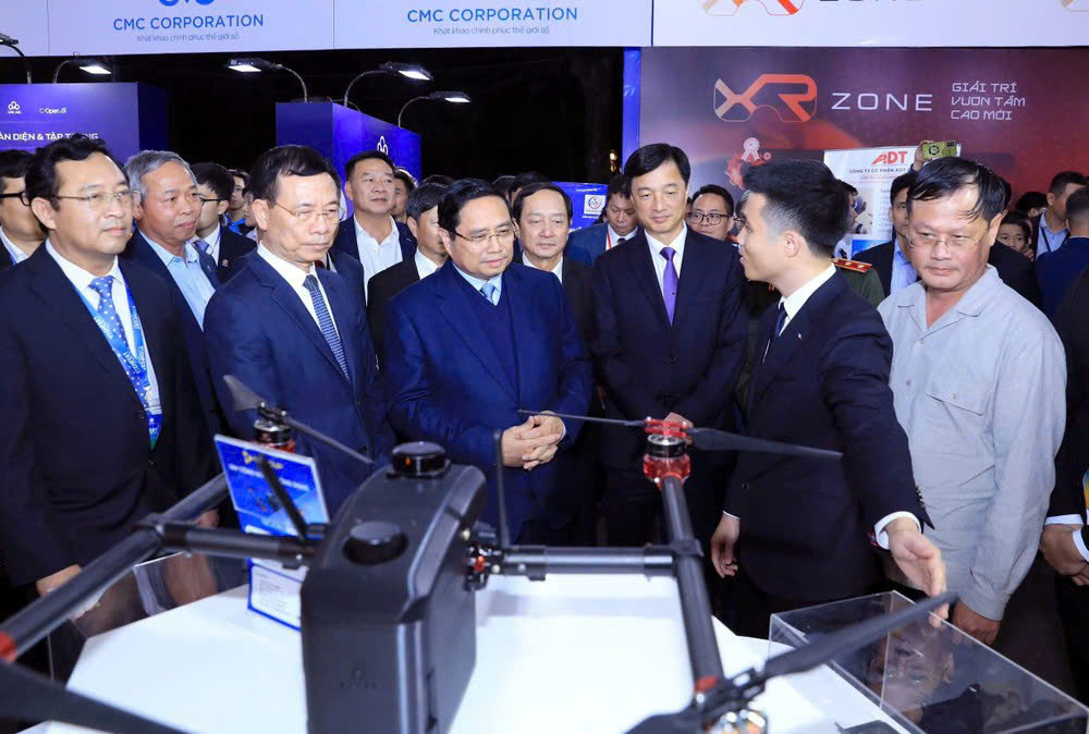 Nationellt innovativt entreprenörskap – en ny drivkraft för tillväxt – Foto 1. Khởi nghiệp sáng tạo toàn dân - động lực tăng trưởng mới- Ảnh 1.