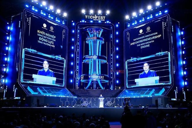 Viet Nam to become attractive destination for tech talent, innovative startups: PM - Ảnh 2.