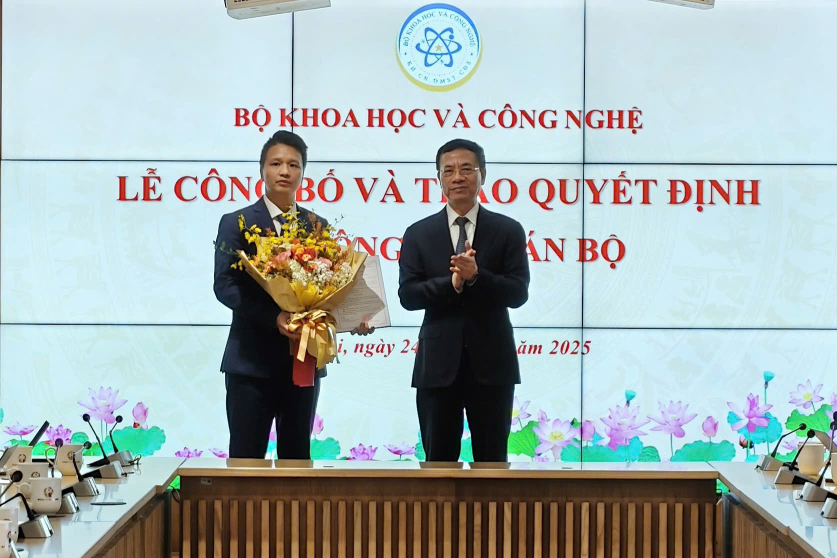 Mở kh&ocirc;ng gian mới để c&aacute;n bộ ph&aacute;t huy tối đa năng lực- Ảnh 6.