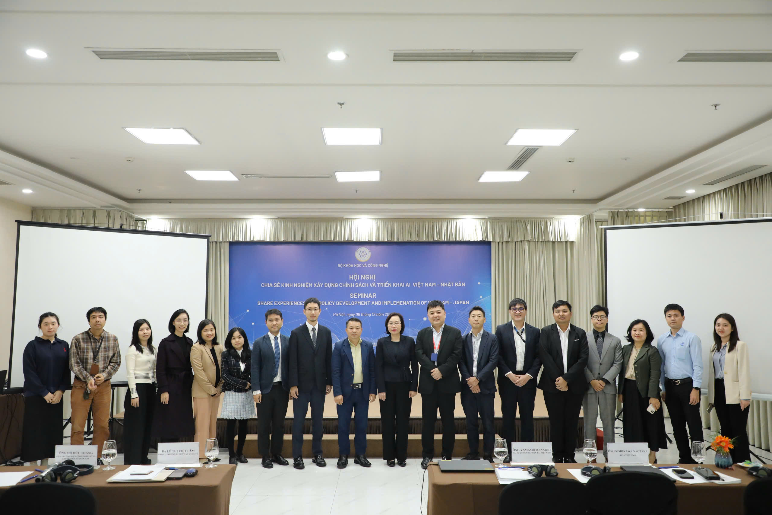 Vietnam - Japan deler erfaringer med å utvikle retningslinjer og implementere trygg og pålitelig AI - Bilde 3. Việt Nam – Nhật Bản chia sẻ kinh nghiệm xây dựng chính sách và triển khai AI an toàn, tin cậy- Ảnh 3.