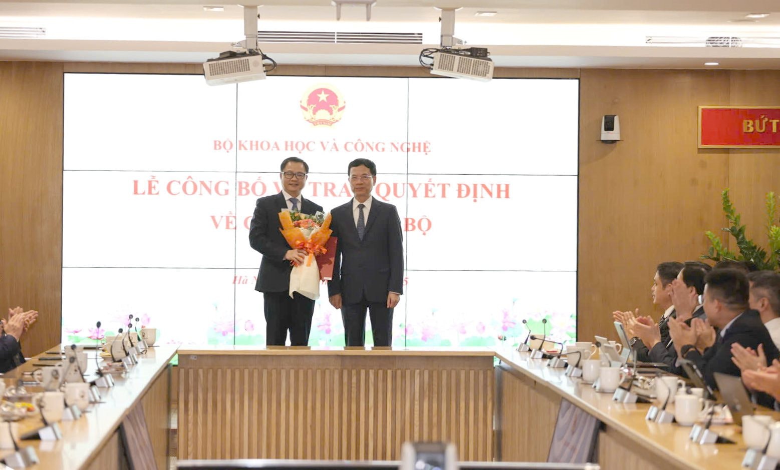 Bộ Khoa học và Công nghệ bổ nhiệm lãnh đạo mới cho bốn đơn vị chủ chốt - Ảnh 4.