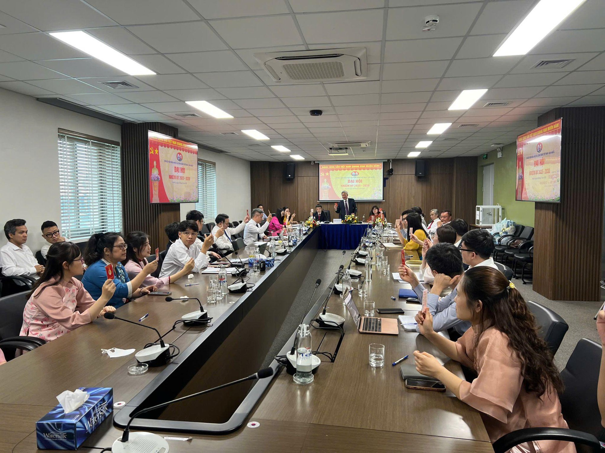 Viện Khoa học và Công nghệ Việt Nam - Hàn Quốc tổ chức thành công Đại hội Chi bộ nhiệm kỳ 2025 - 2030 - Ảnh 5.