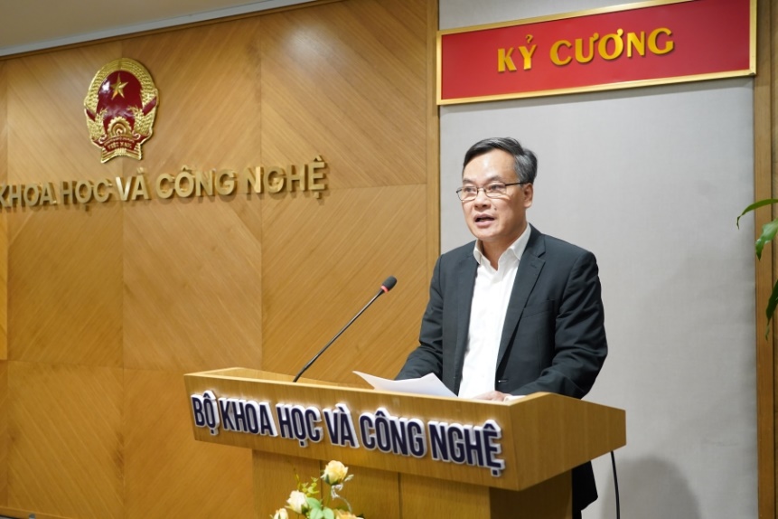 Birleşmeden 4 ay sonra: Bilim ve Teknoloji Bakanlığı, Merkez Komitesinin 57 sayılı Kararı'nın uygulanması amacıyla Bilim ve Teknoloji, Yenilik ve Dijital Dönüşüm alanında 5 Kanun'u onay için Ulusal Meclis'e sundu - Fotoğraf 5. 04 tháng sau hợp nhất: Bộ KH&CN đã trình Quốc hội thông qua 5 Luật trong lĩnh vực KHCN, ĐMST&CĐS nhằm thực hiện Nghị quyết số 57 của Trung ương- Ảnh 5.