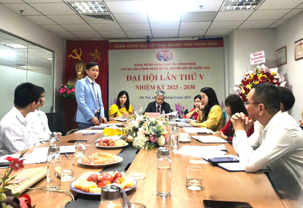 Chi bộ Viện Công nghệ số và Chuyển đổi số quốc gia: Kiến tạo vị thế Viện nghiên cứu hàng đầu trong kỷ nguyên số - Ảnh 1.