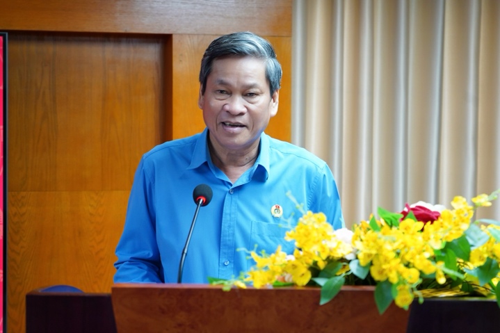 Hội nghị sơ kết Khối Thi đua 1: Điểm nhấn Chuyển đổi số, chăm lo người Vx88.com cá cược thể thao- Ảnh 2. Hội nghị sơ kết Khối Thi đua 1: Điểm nhấn Chuyển đổi số, chăm lo người Vx88.com cá cược thể thao- Ảnh 2.