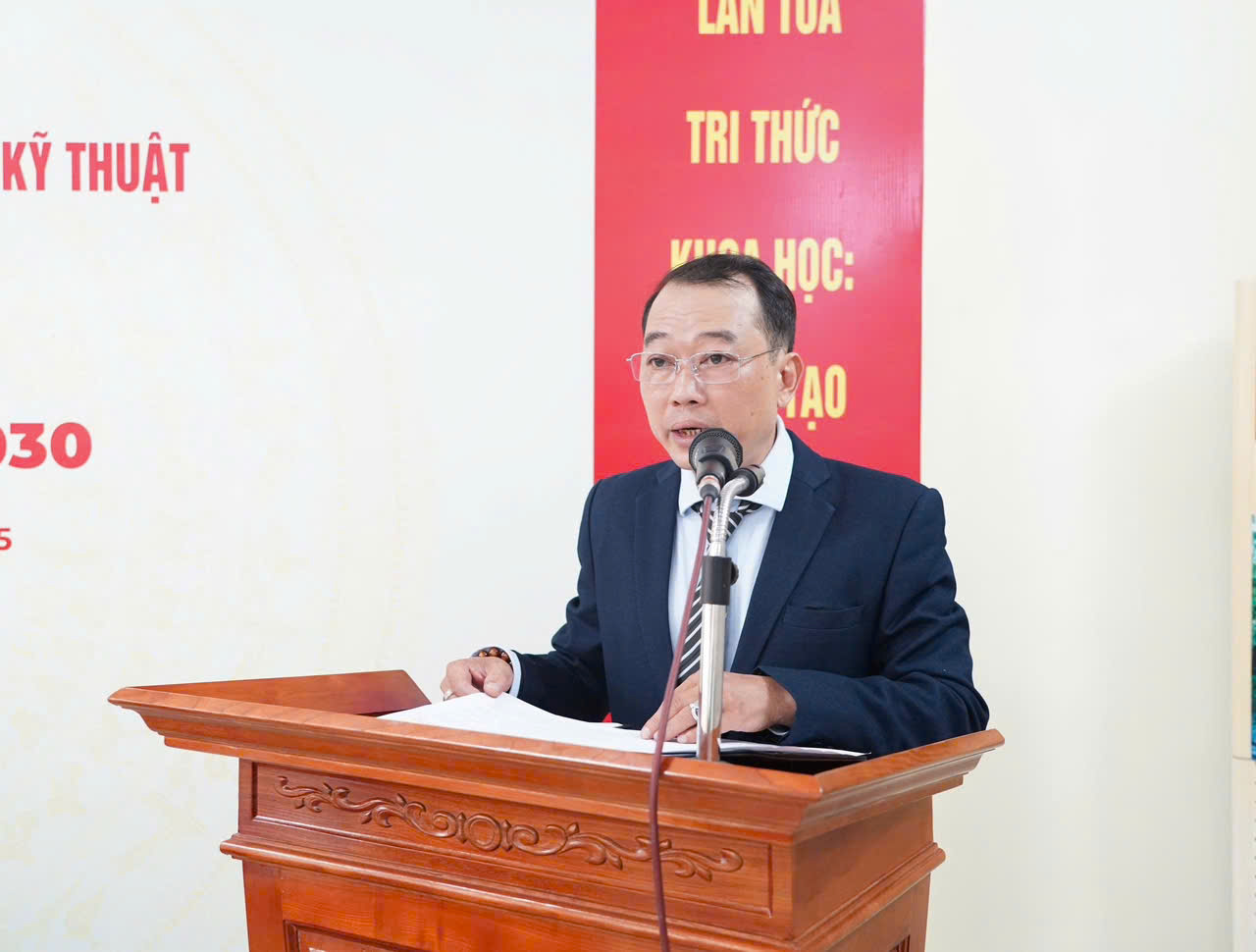Nhà Xuất bản Khoa học và Kỹ thuật: Khẳng định vai trò xuất bản Khoa học và Công nghệ trong thời đại số- Ảnh 1. Nhà Xuất bản Khoa học và Kỹ thuật: Khẳng định vai trò xuất bản Khoa học và Công nghệ trong thời đại số- Ảnh 1.