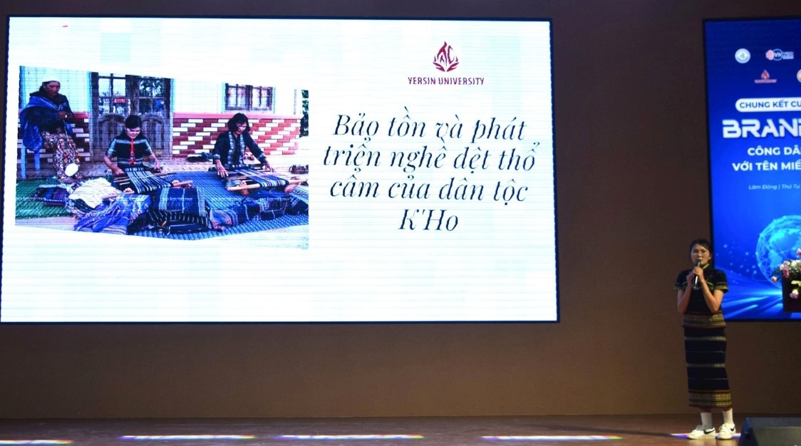 Chung kết Cuộc thi “BrandID – Công dân số với tên miền ID.VN”: Thế hệ trẻ kiến tạo thương hiệu số cùng ID.VN - Ảnh 3.