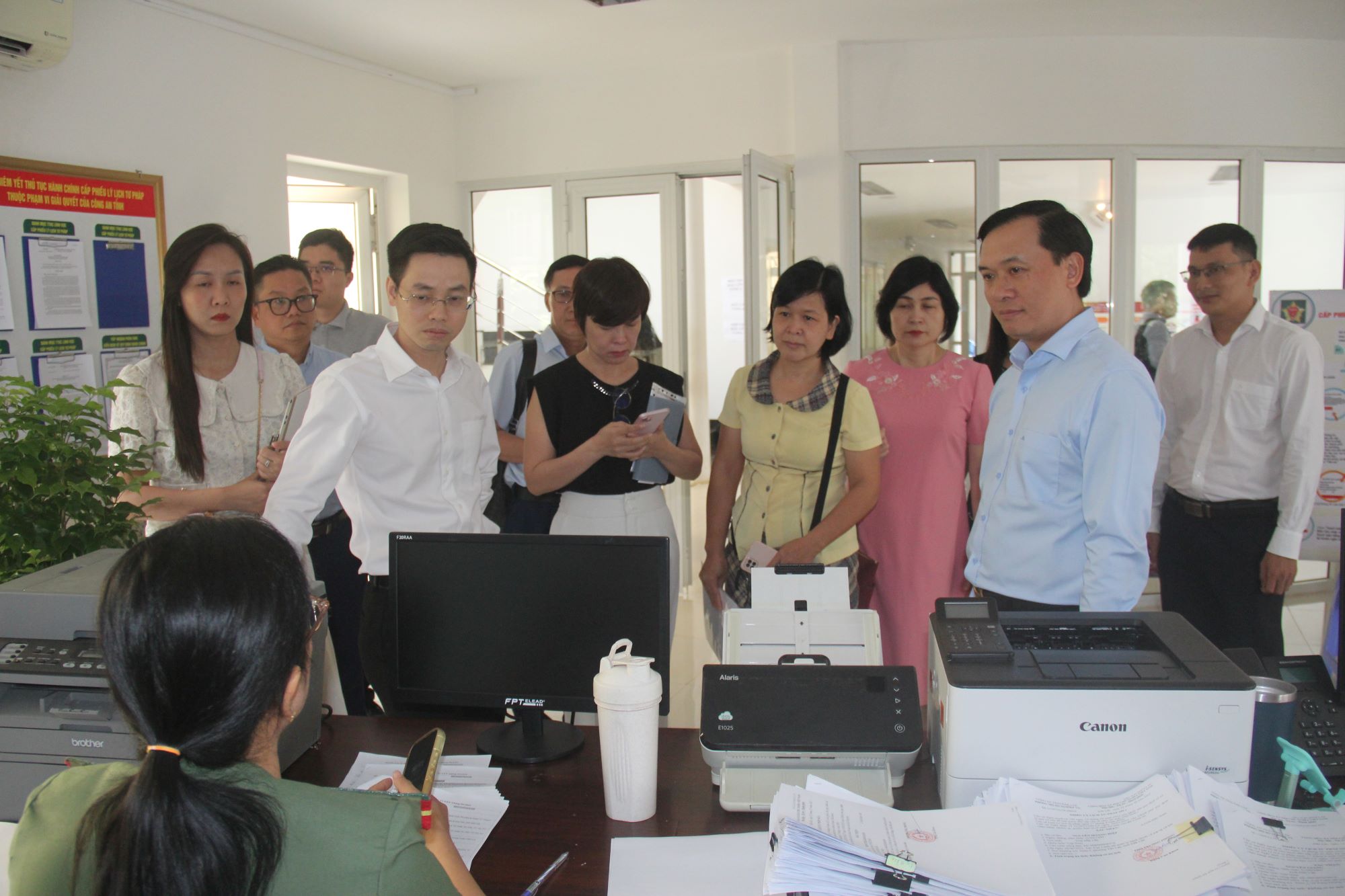 Đắk Lắk tháo gỡ khó khăn trong triển khai mô hình chính quyền địa phương hai cấp - Ảnh 2.