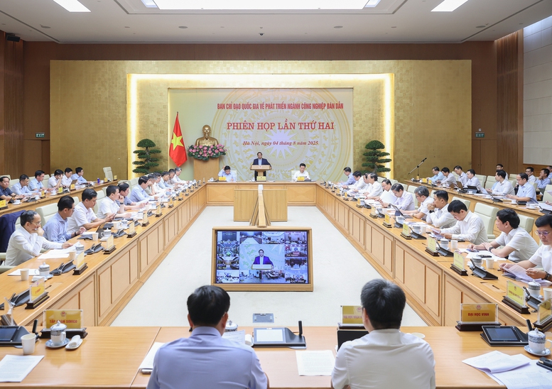 Tăng tốc, bứt phá để phát triển ngành công nghiệp bán dẫn- Ảnh 8. Tăng tốc, bứt phá để phát triển ngành công nghiệp bán dẫn- Ảnh 8.