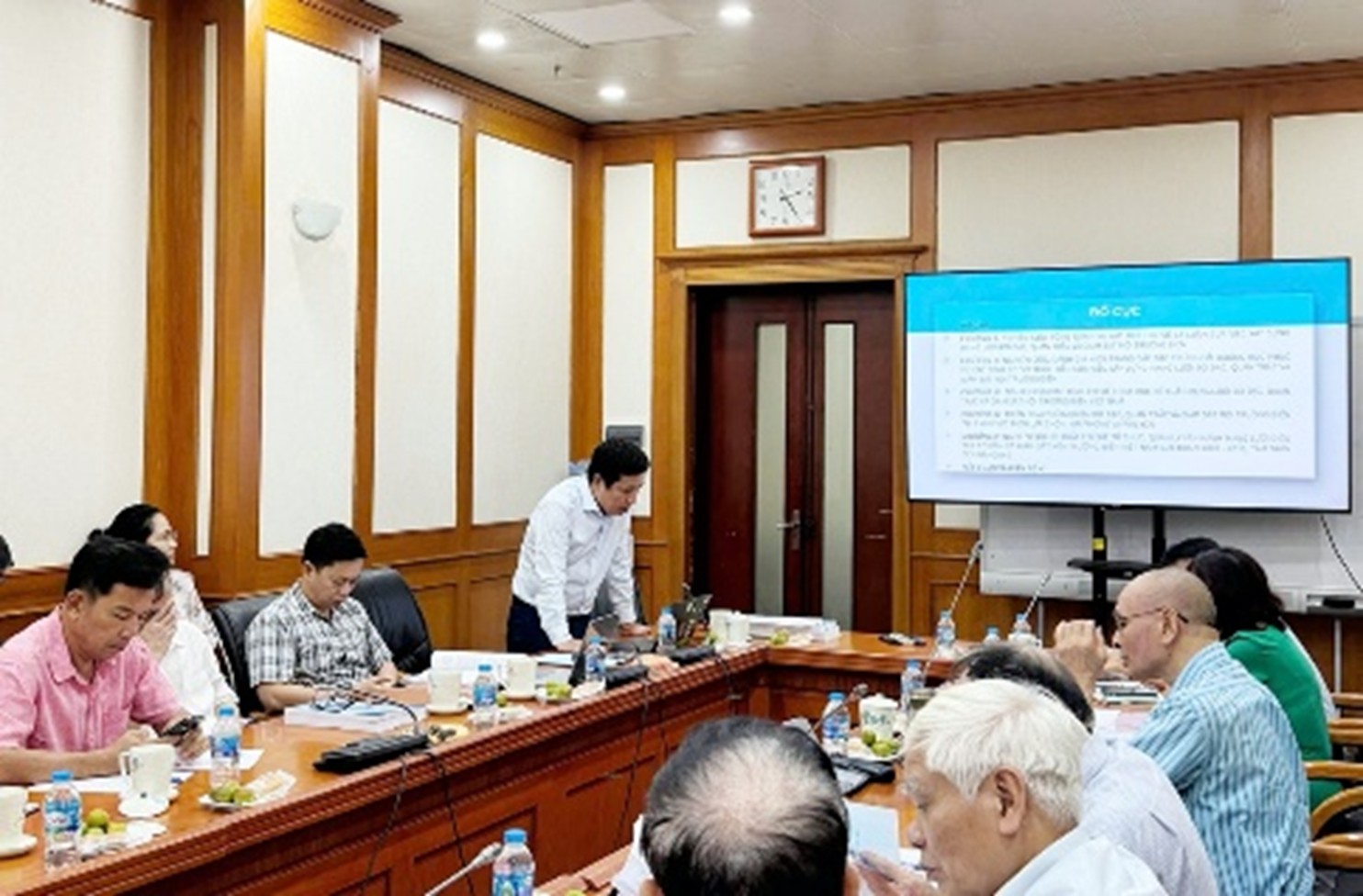 Nghiên cứu cơ sở khoa học xây dựng mạng lưới điều tra cơ bản và giám sát môi trường biển giai đoạn 2020 - 2030, tầm nhìn 2045 - Ảnh 1.