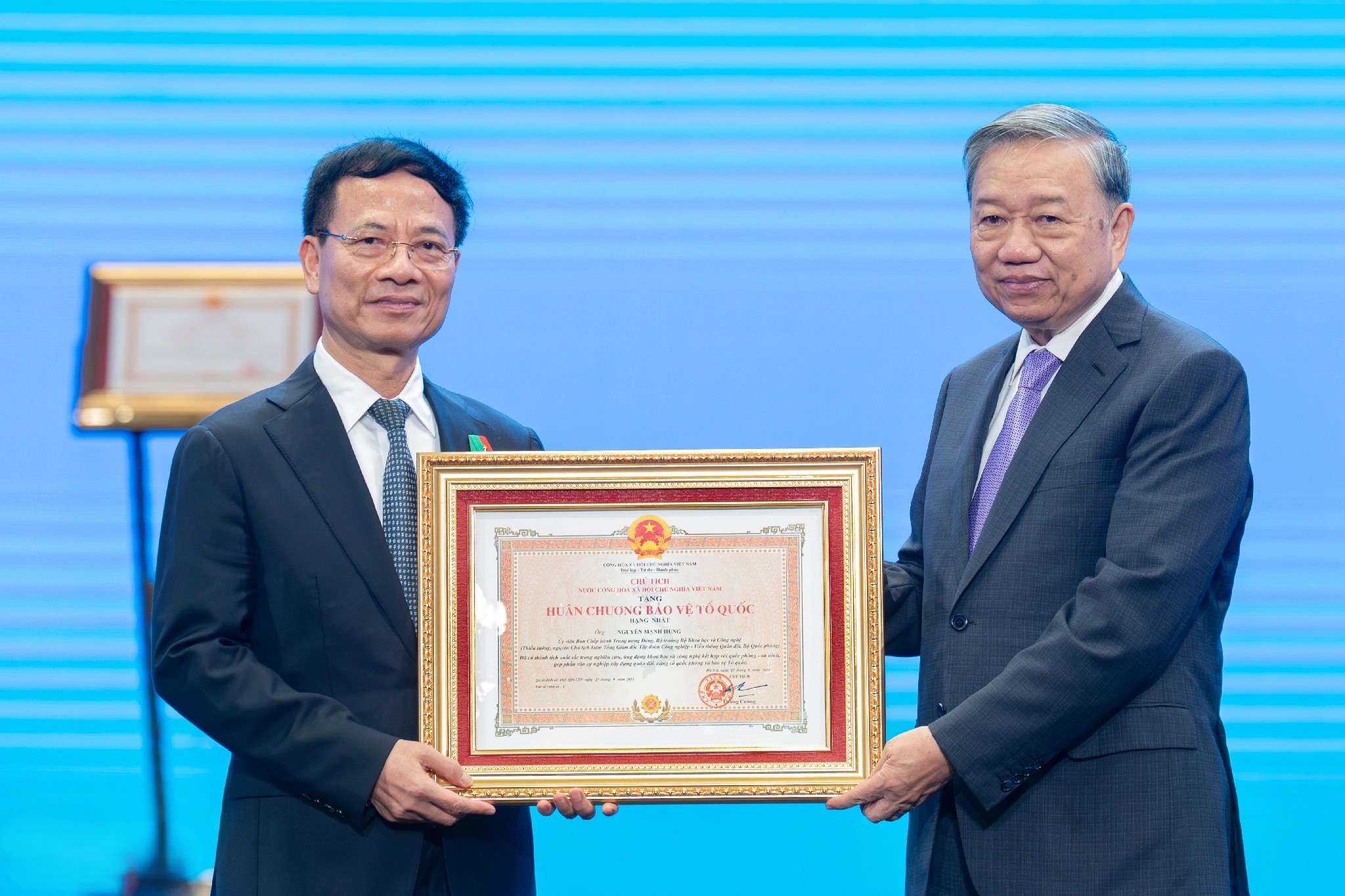 Ngành Khoa học Công nghệ và Bưu chính Viễn thông: Tự hào truyền thống, vững bước vào kỷ nguyên mới - Ảnh 8.