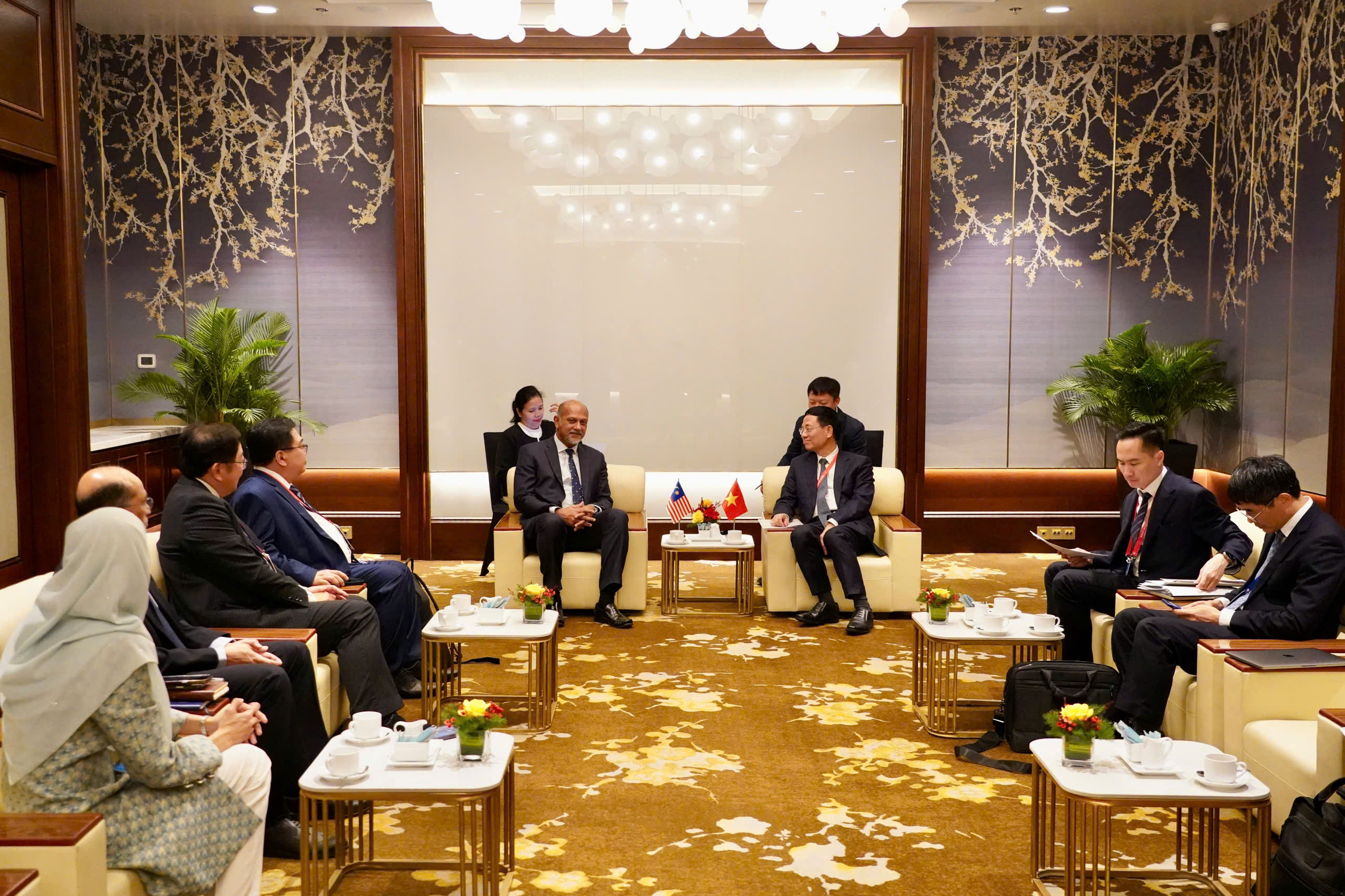 Việt Nam – Malaysia bàn hợp tác chuyển đổi số, dữ liệu và AI- Ảnh 2. Việt Nam – Malaysia bàn hợp tác chuyển đổi số, dữ liệu và AI- Ảnh 2.