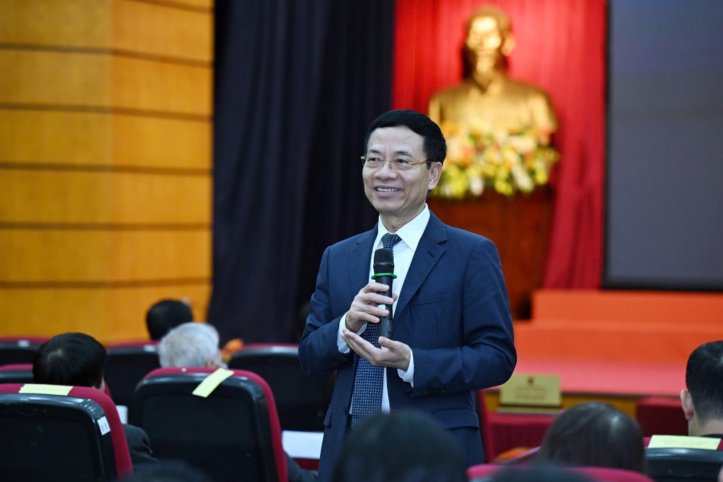 'Khoa học c&ocirc;ng nghệ, đổi mới s&aacute;ng tạo n&acirc;ng tầm vị thế Việt Nam trong kỷ nguy&ecirc;n mới' - Ảnh 3.