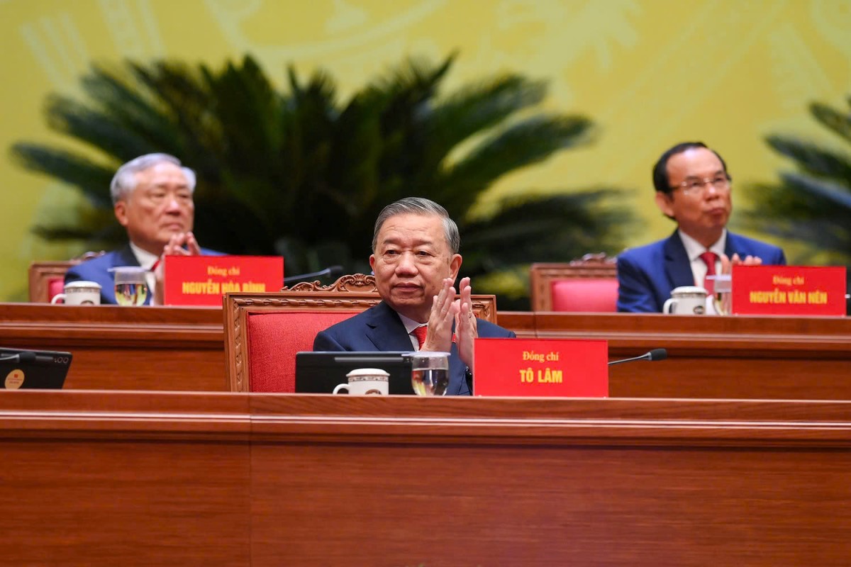 Đại biểu dự phi&ecirc;n khai mạc Đại hội Đảng XIV - Ảnh 2.