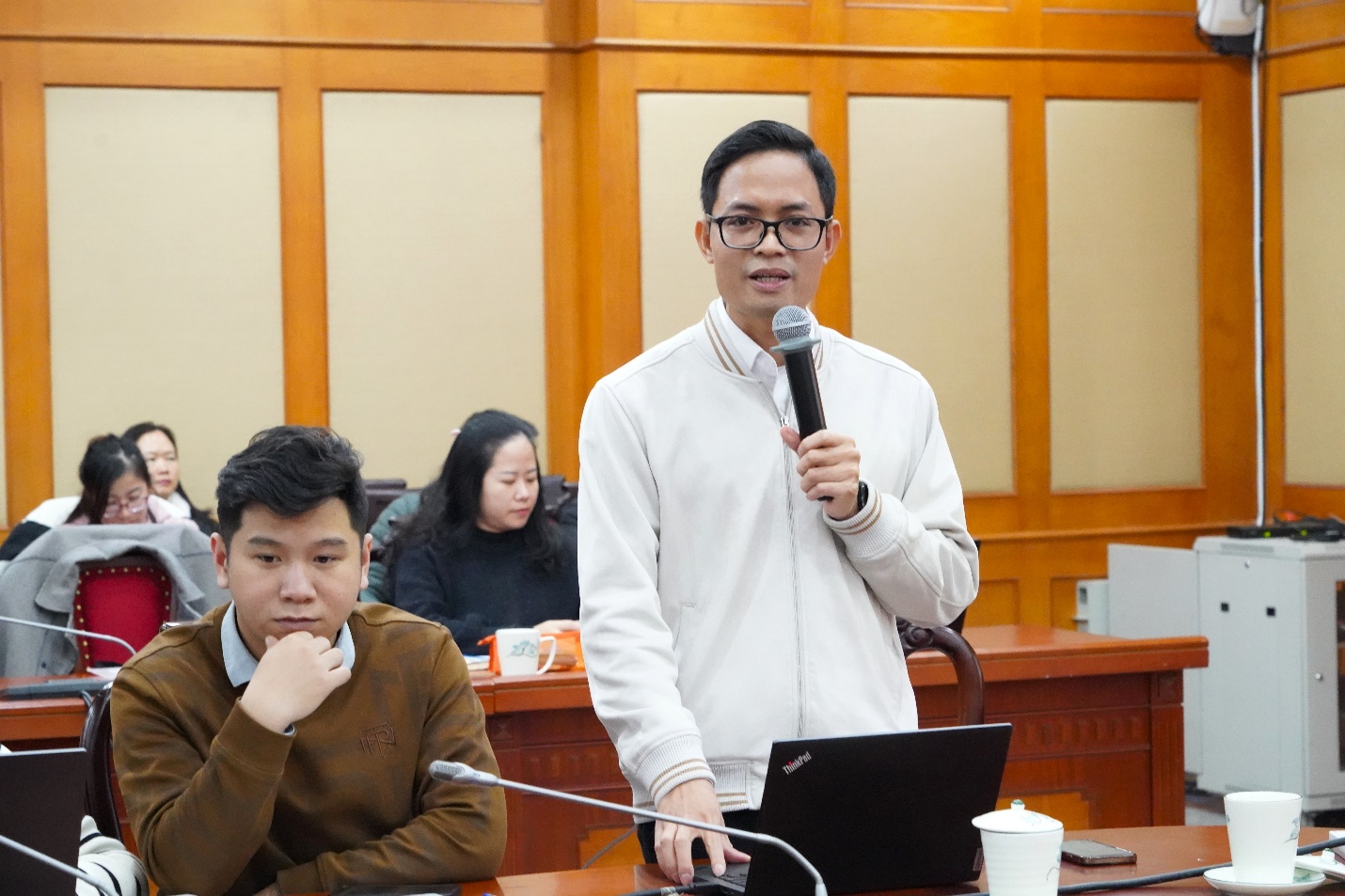 Ông Vũ Văn Phán, Phó Trưởng phòng phụ trách Phòng Chuyển đổi số (NAFOSTED) phát biểu tại buổi tập huấn. Ông Vũ Văn Phán, Phó Trưởng phòng phụ trách Phòng Chuyển đổi số (NAFOSTED) phát biểu tại buổi tập huấn.