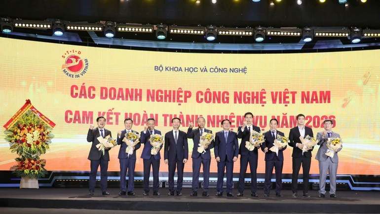 Vietnamese tech enterprises take the lead in mastering core technologies - Ảnh 2.