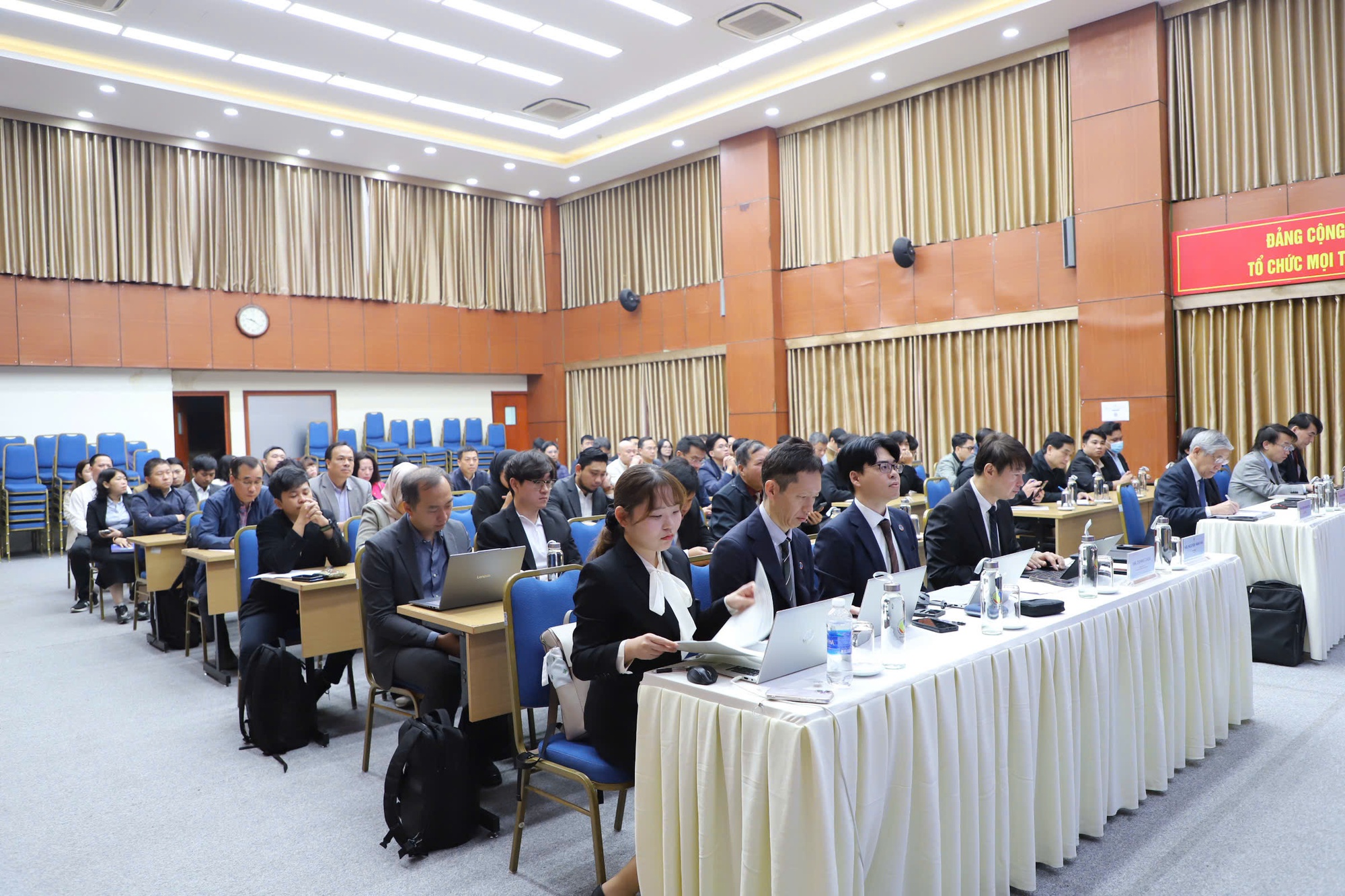 Tiêu chuẩn hóa quốc tế hướng tới phát triển đô thị thông minh lấy con người làm trung tâm- Ảnh 3. Tiêu chuẩn hóa quốc tế hướng tới phát triển đô thị thông minh lấy con người làm trung tâm- Ảnh 3.